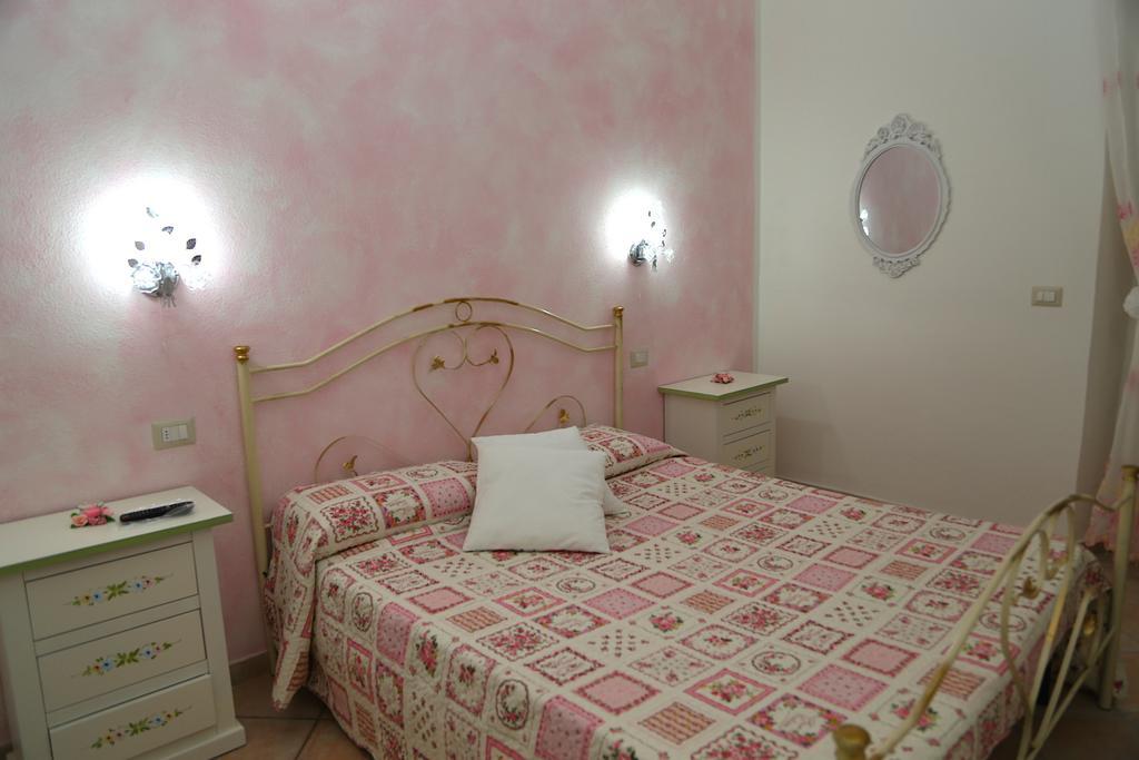 B&B Le Rose Ольбія Номер фото